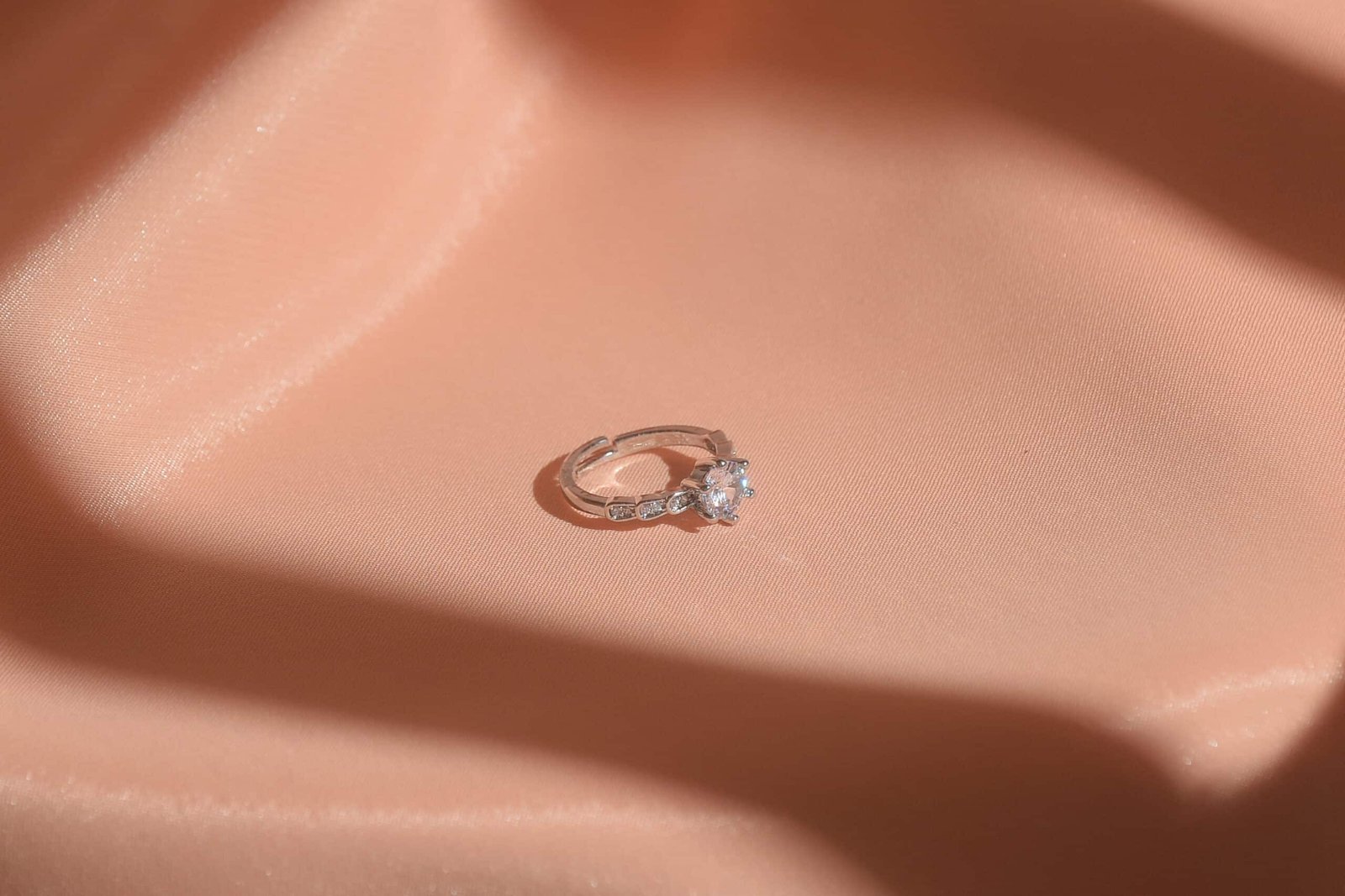 Anillo Brillante Zirconita - Imagen 2