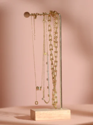 Collares